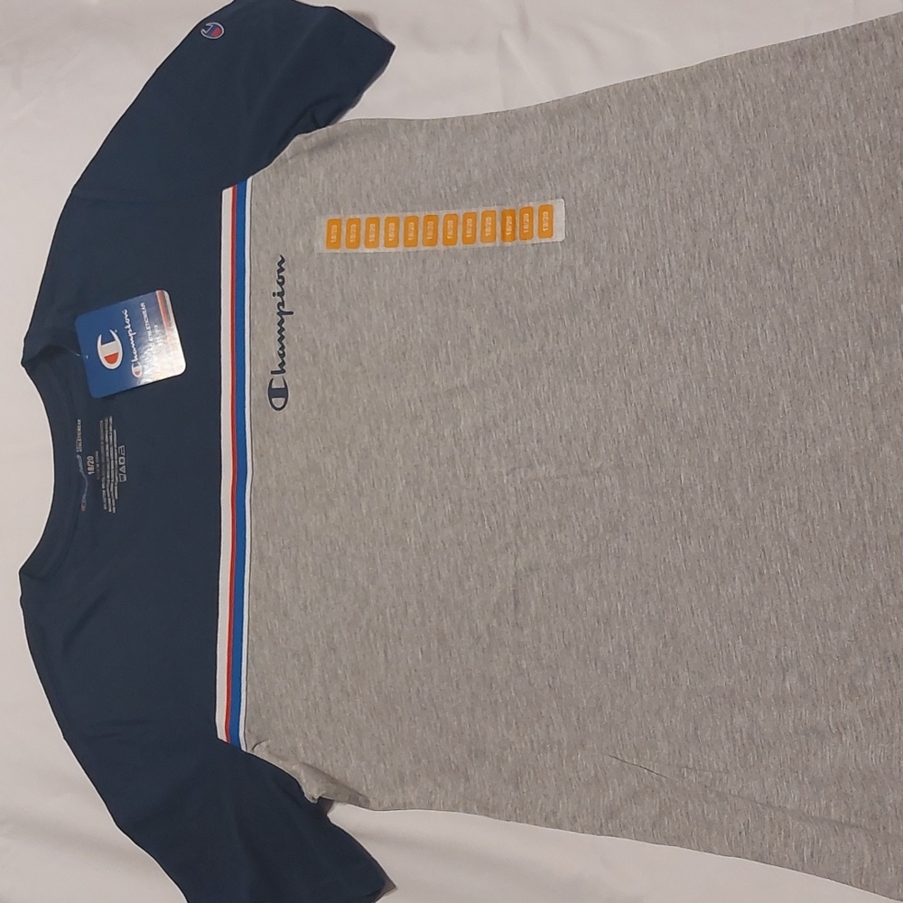 Boys Champion tee color:Oxford heather/navy size 18/20